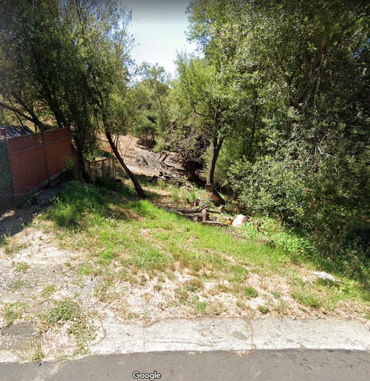 Photo of 2 Fairview Ave in San Pablo, CA