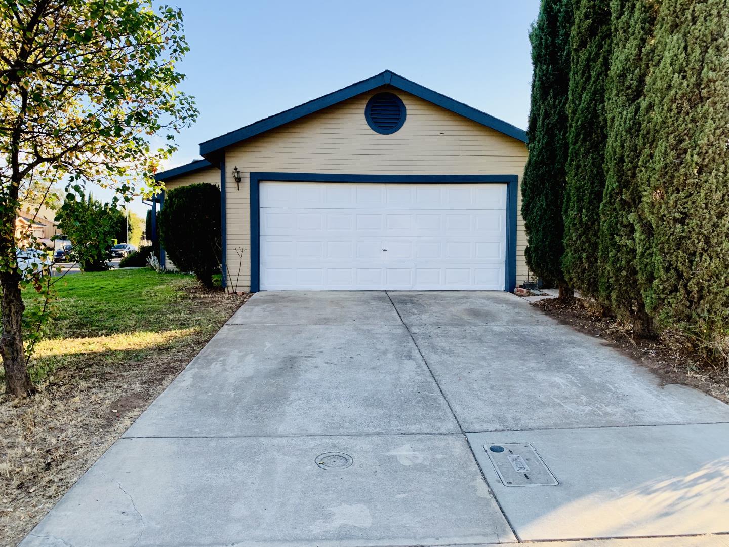 Detail Gallery Image 1 of 1 For 3741 Didcot Cir, Sacramento,  CA 95838 - 4 Beds | 2 Baths