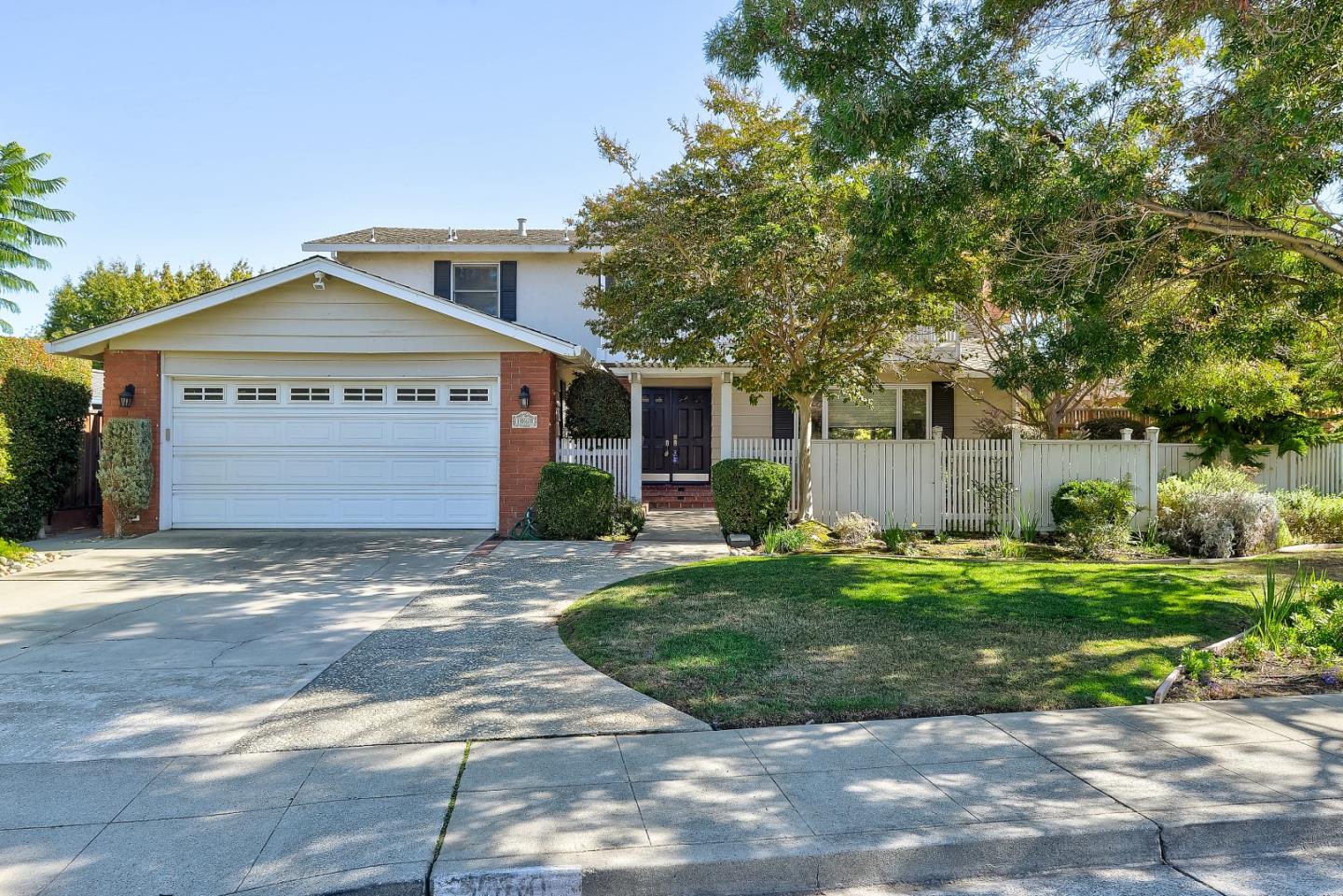 Detail Gallery Image 1 of 1 For 1060 Sargent Dr, Sunnyvale,  CA 94087 - 4 Beds | 2/1 Baths