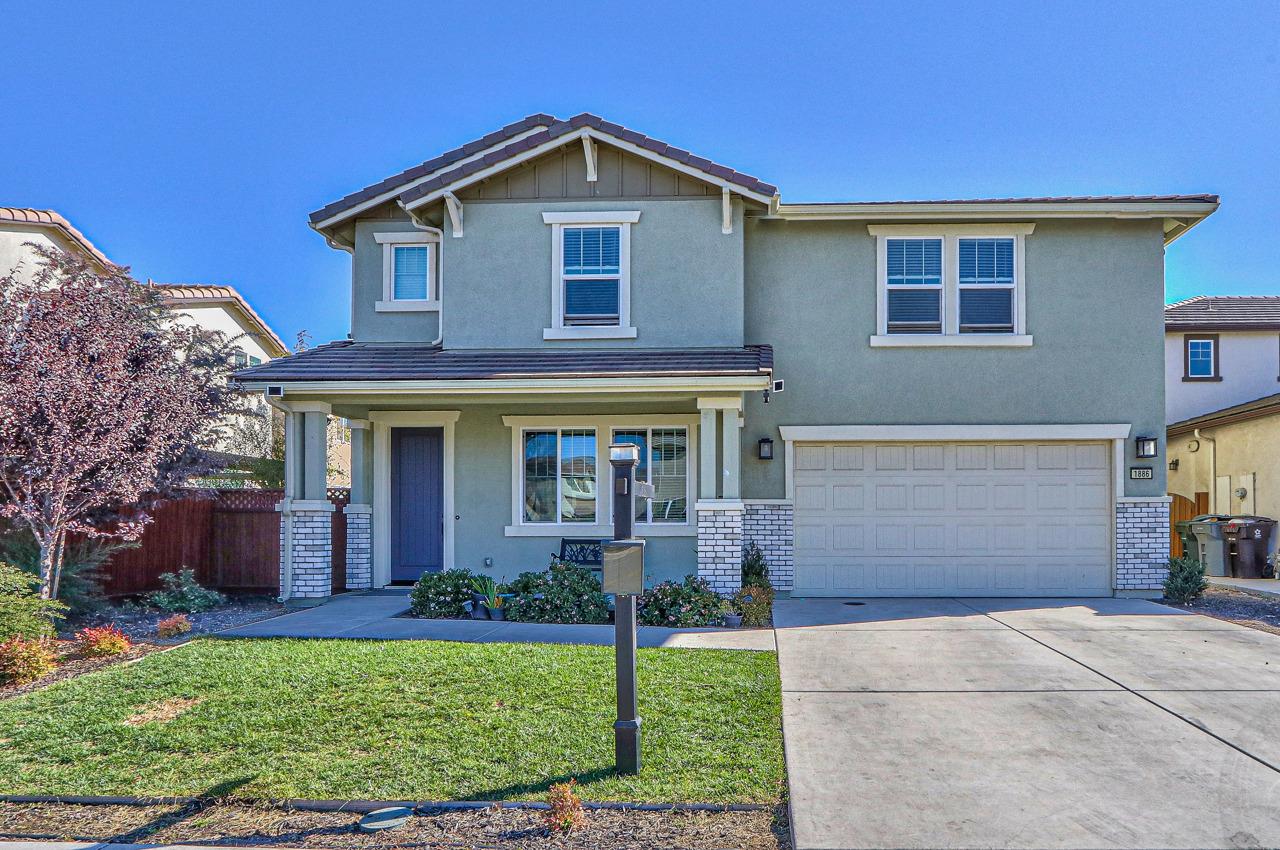 Detail Gallery Image 1 of 1 For 1886 Bellagio Way, Salinas,  CA 93905 - 5 Beds | 3/1 Baths