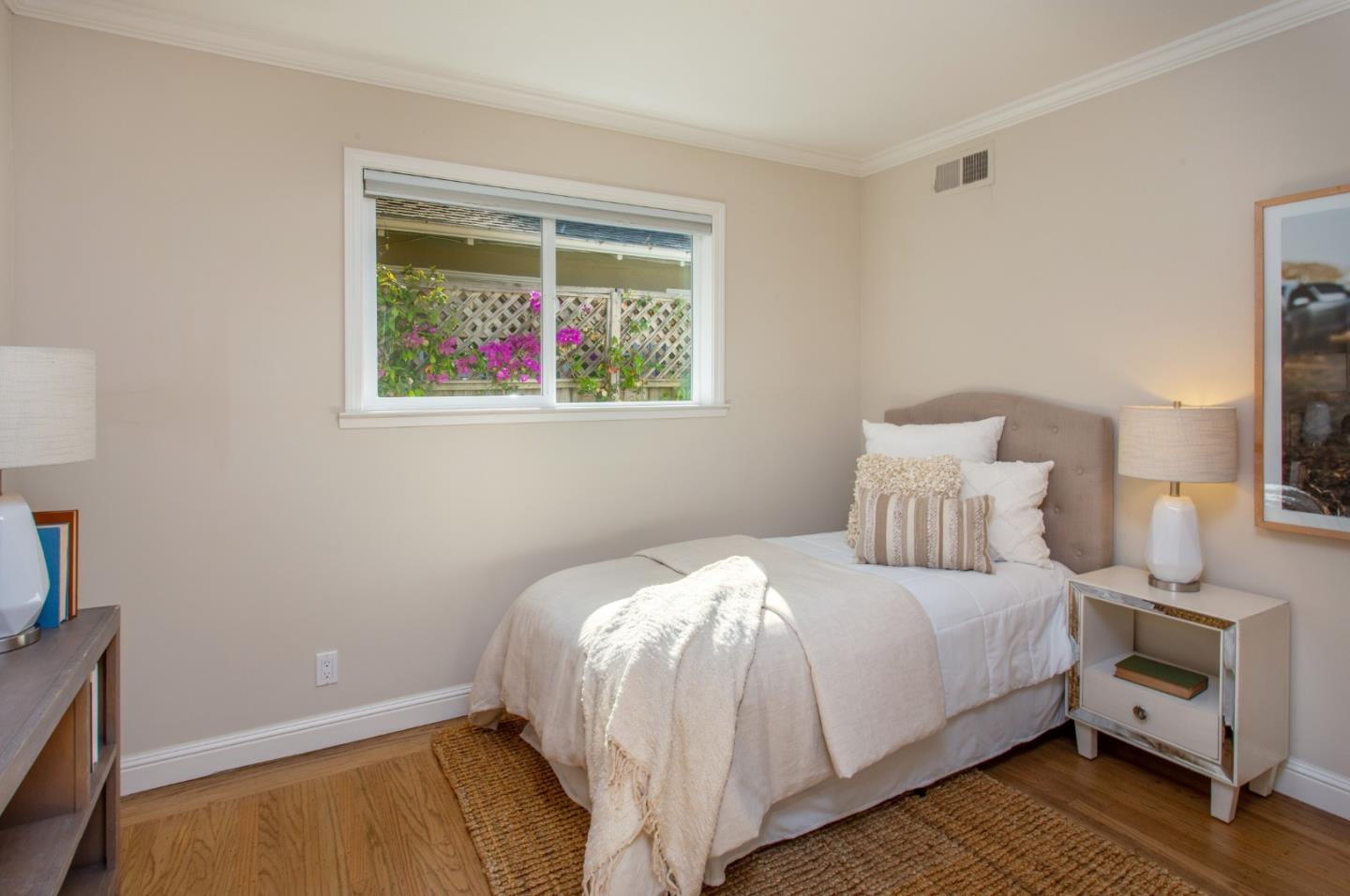 Detail Gallery Image 14 of 19 For 465 Nimitz Ave, Redwood City,  CA 94061 - 3 Beds | 2 Baths