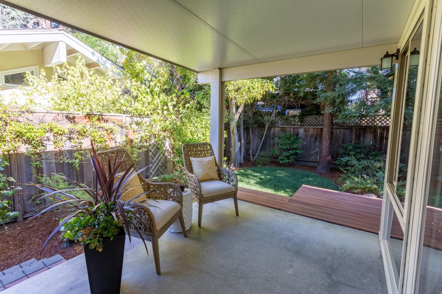 Detail Gallery Image 16 of 19 For 465 Nimitz Ave, Redwood City,  CA 94061 - 3 Beds | 2 Baths