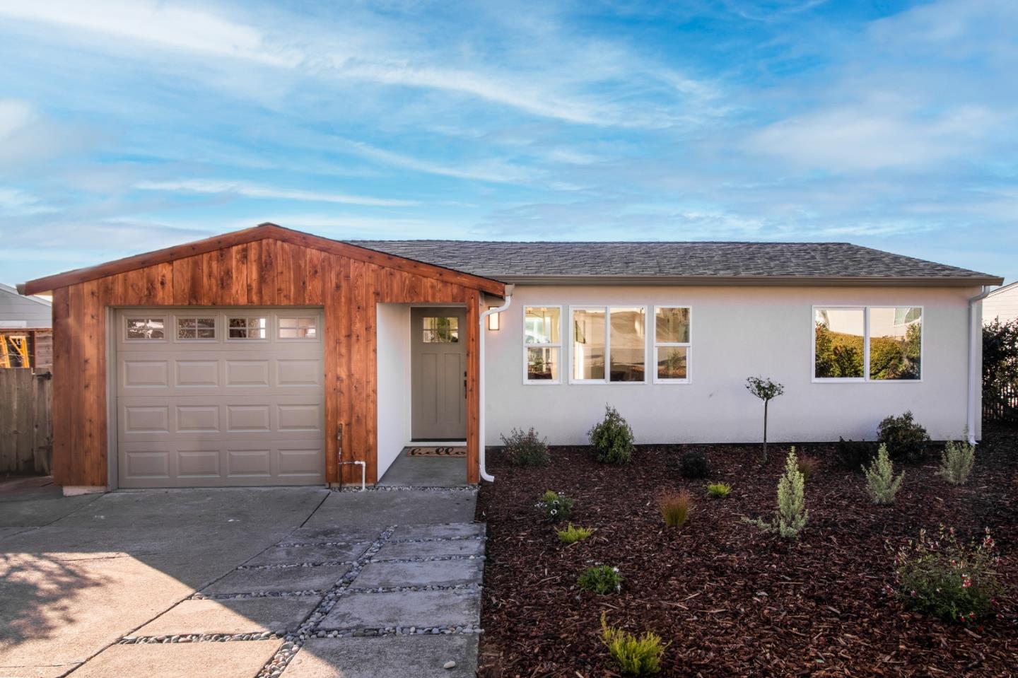 Detail Gallery Image 1 of 1 For 420 Vista Mar Ave, Pacifica,  CA 94044 - 2 Beds | 1 Baths
