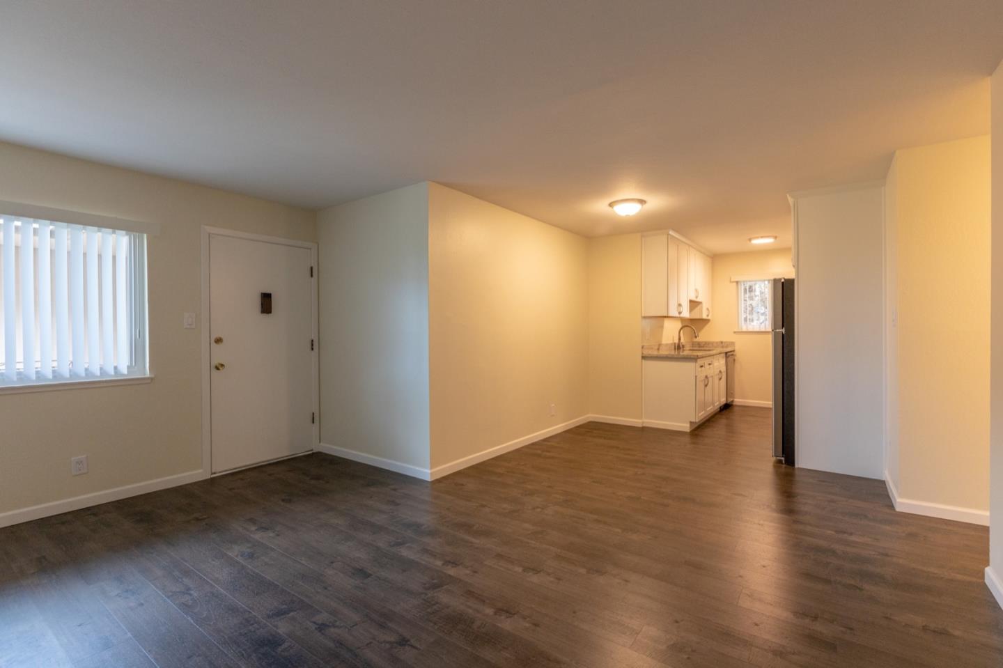 Detail Gallery Image 1 of 1 For 1580 Higgins #7,  Pacifica,  CA 94044 - 3 Beds | 1 Baths