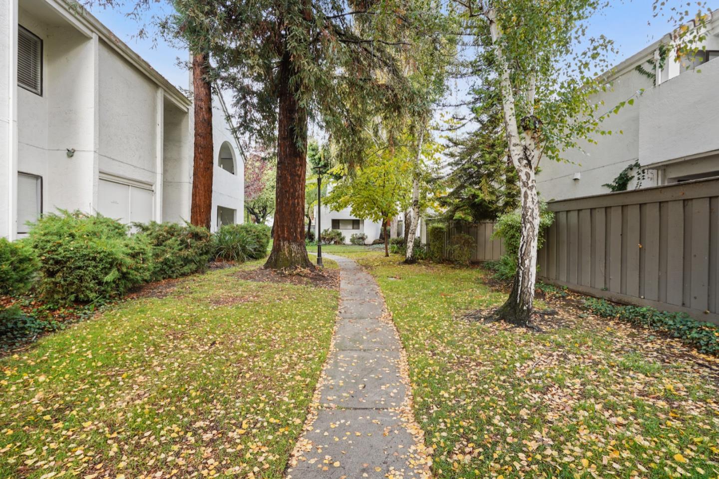 1055 N Capitol Ave 104, San Jose, CA 95133 2 Beds 2 Baths