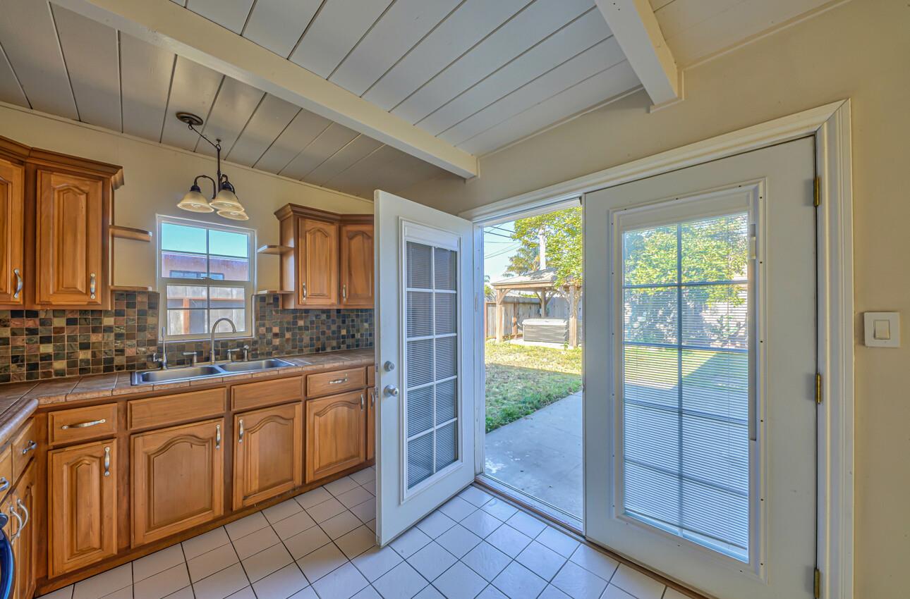 Detail Gallery Image 13 of 13 For 1423 Ramona Ave, Salinas,  CA 93906 - 3 Beds | 2 Baths