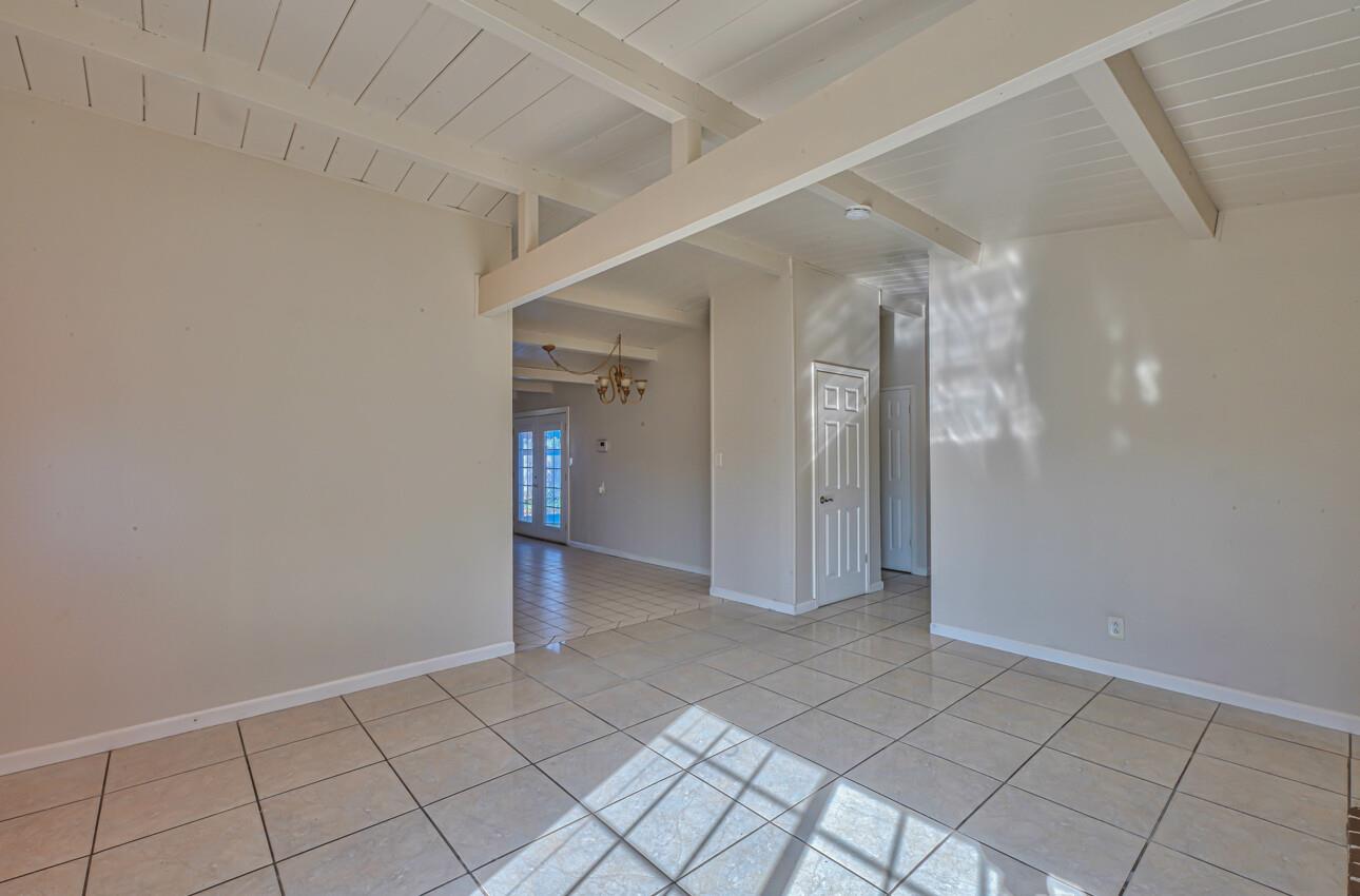 Detail Gallery Image 7 of 13 For 1423 Ramona Ave, Salinas,  CA 93906 - 3 Beds | 2 Baths