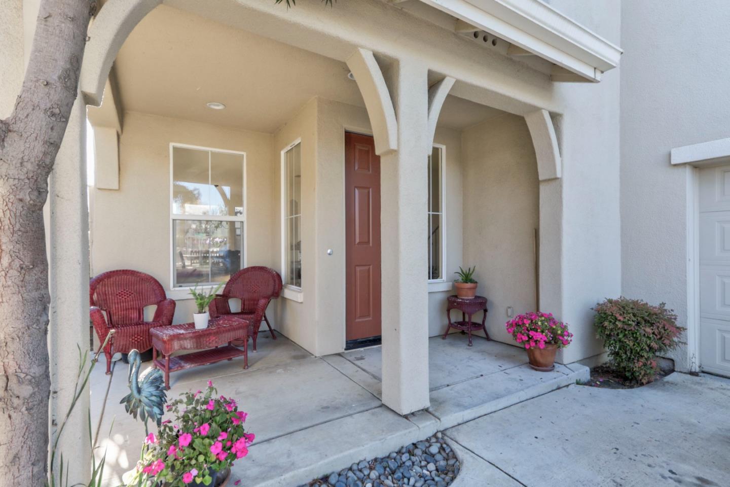 Detail Gallery Image 10 of 56 For 1546 Spoleto St, Salinas,  CA 93905 - 4 Beds | 3/1 Baths