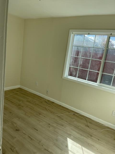 Detail Gallery Image 5 of 9 For 806 Muender Ave, Sunnyvale,  CA 94086 - 2 Beds | 2/1 Baths