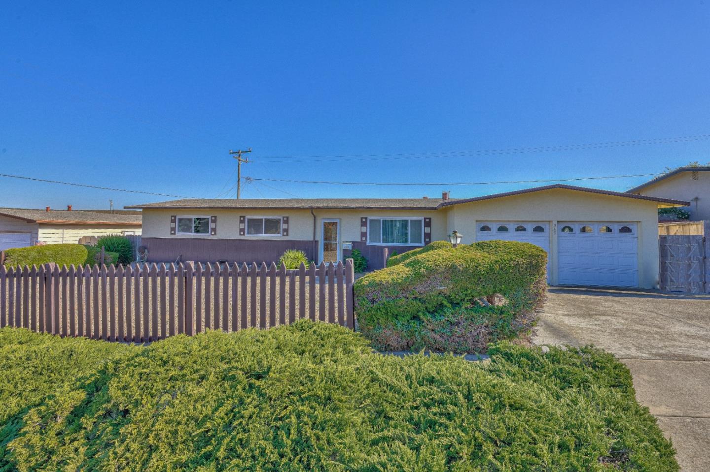 Detail Gallery Image 1 of 1 For 265 Cosky Dr, Marina,  CA 93933 - 3 Beds | 2 Baths