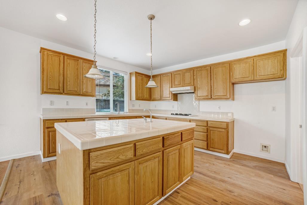 5311 Hennessey Dr, Stockton, CA 95219 photo 12