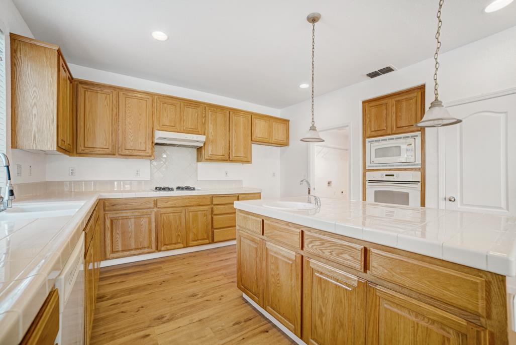 5311 Hennessey Dr, Stockton, CA 95219 photo 13