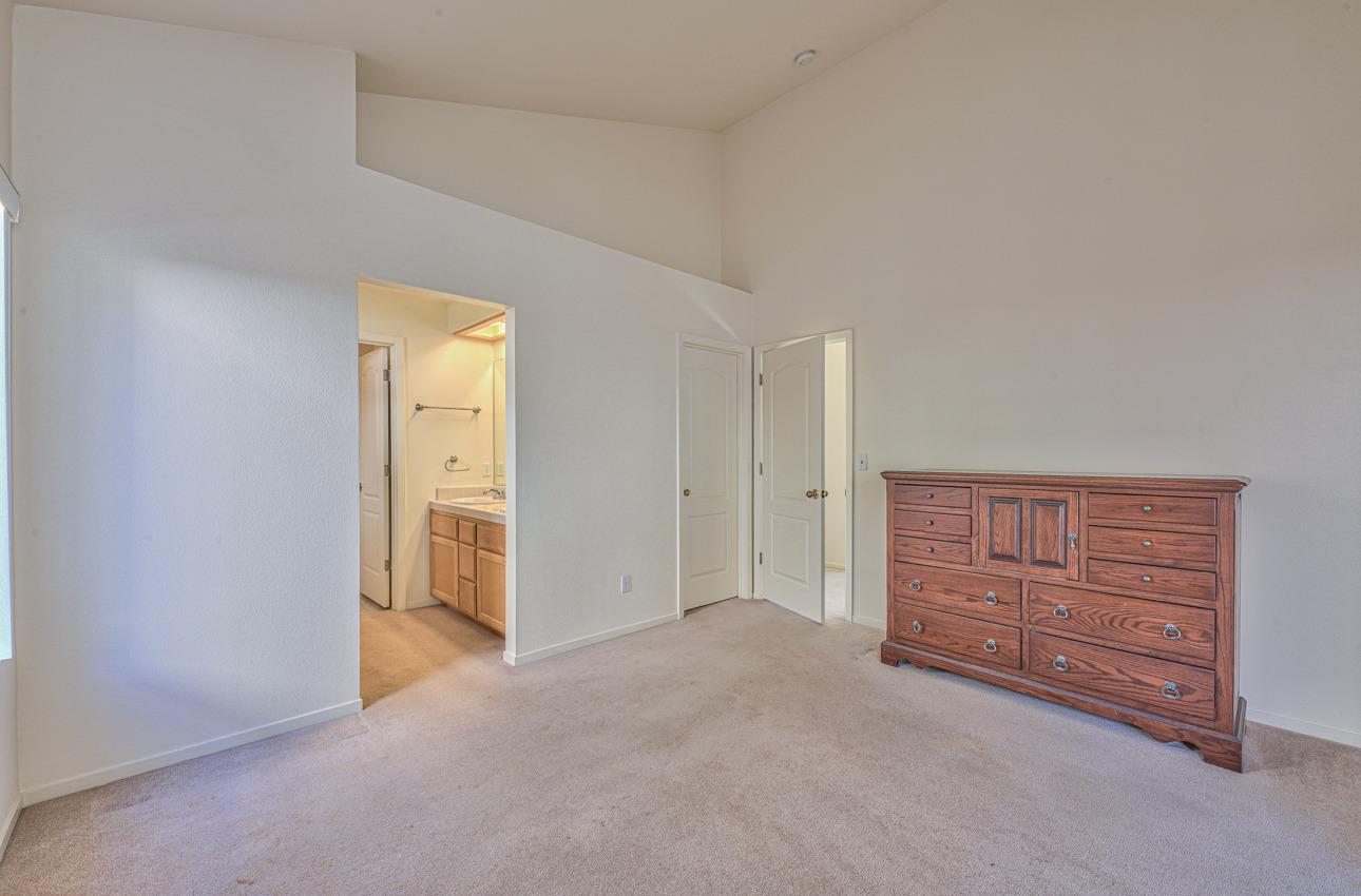 Detail Gallery Image 19 of 36 For 25238 Azalea Ct, Salinas,  CA 93908 - 3 Beds | 2 Baths