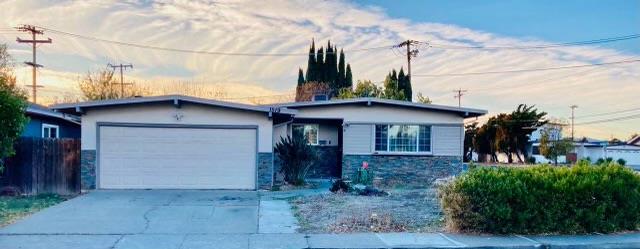 Photo of 1519 Coolidge St in Fairfield, CA