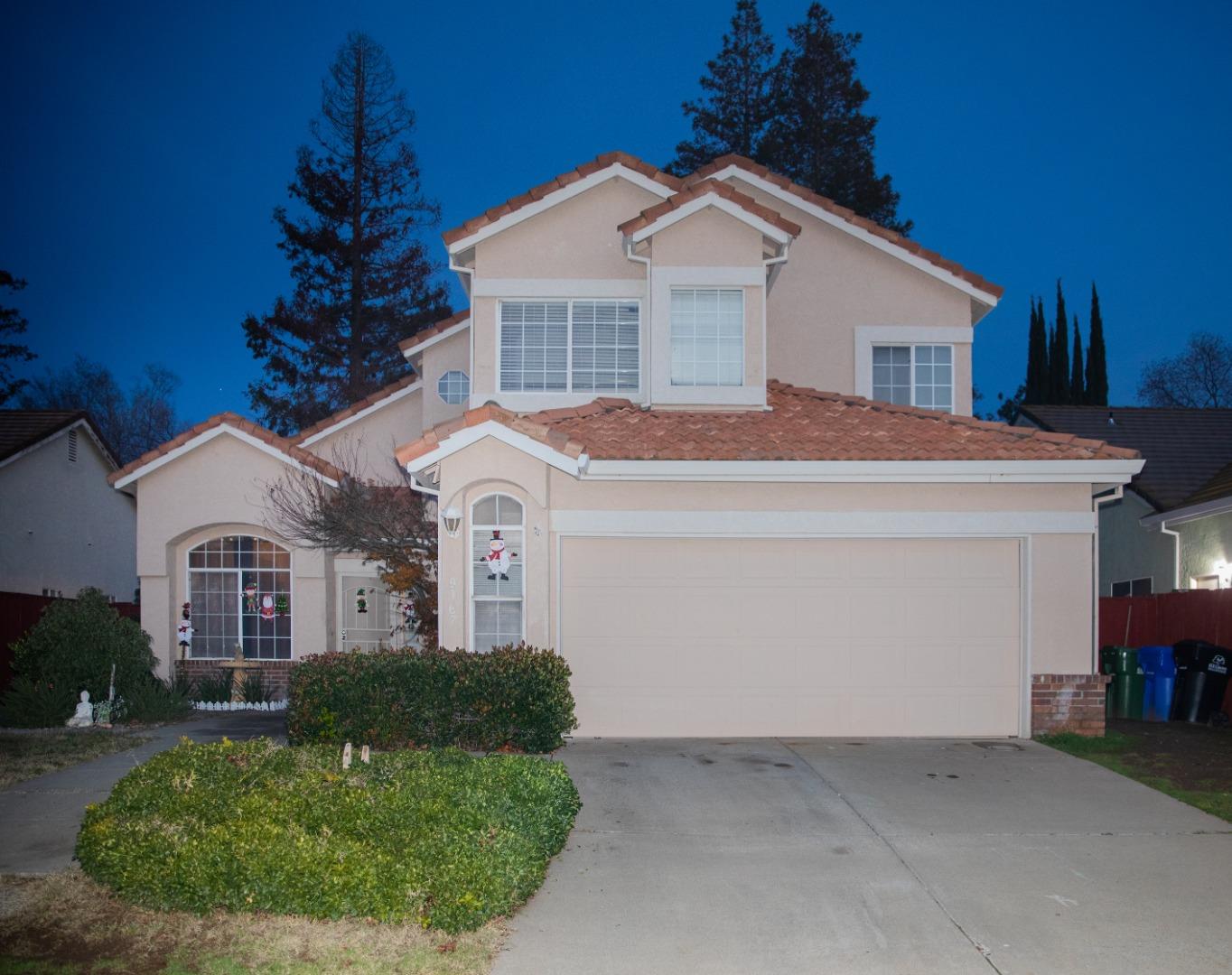 Photo of 9167 Tinos Wy in Elk Grove, CA
