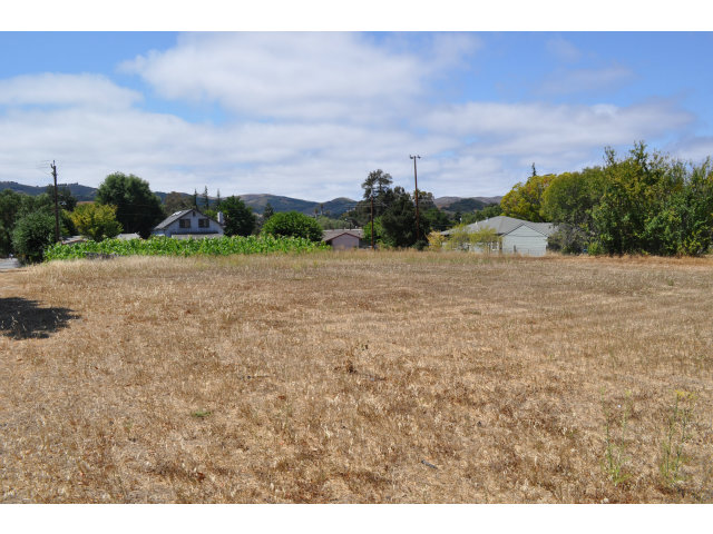 0 1ST Street, SAN JUAN BAUTISTA, California 95045, ,Lots And Land,For Sale,1ST Street,40966488
