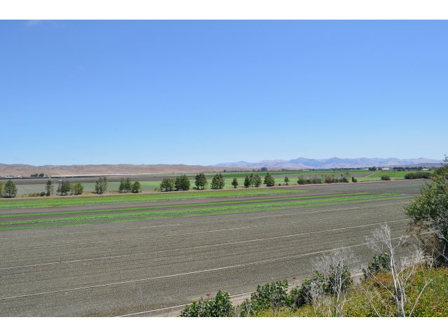 0 1ST Street, SAN JUAN BAUTISTA, California 95045, ,Lots And Land,For Sale,1ST Street,40966488