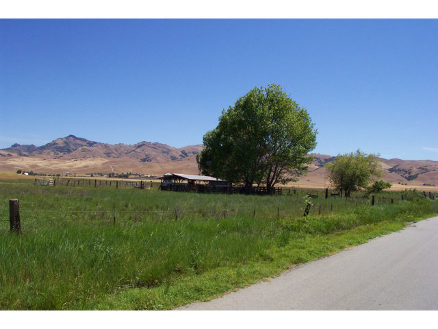 0 JOHN SMITH Road, HOLLISTER, California 95023, ,Lots And Land,For Sale,JOHN SMITH Road,40966433